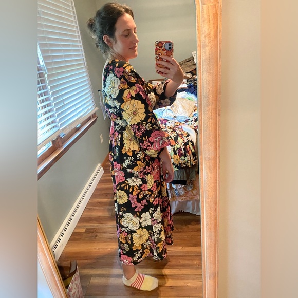 Asos Miss Selfridge Floral Midi Dress - Picture 2 of 4